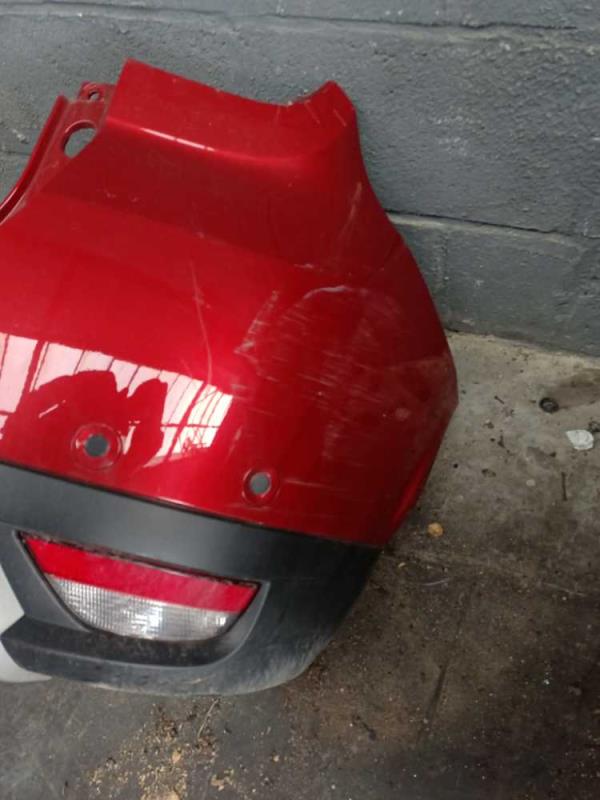 PARE CHOC ARRIERE DACIA DUSTER avec capteurs - Vue 2